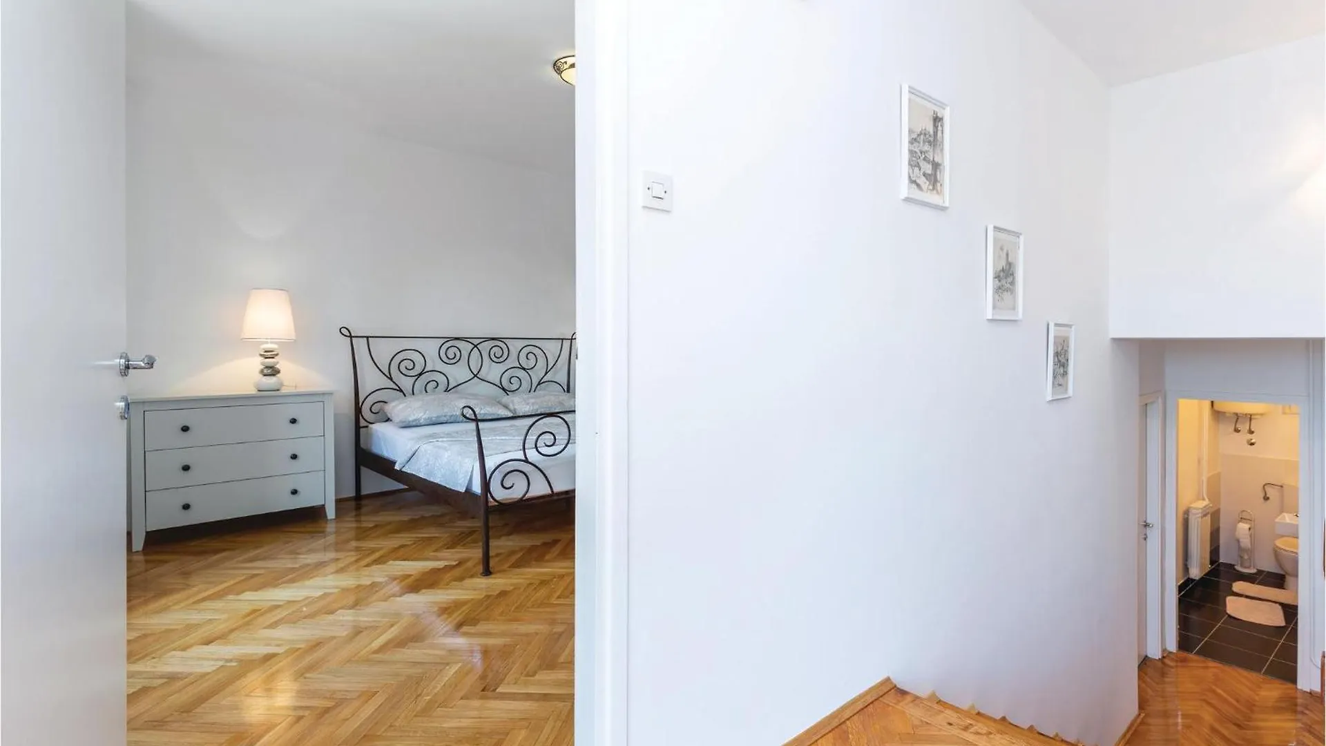 Gorgeous Home In Jadranovo With Wifi