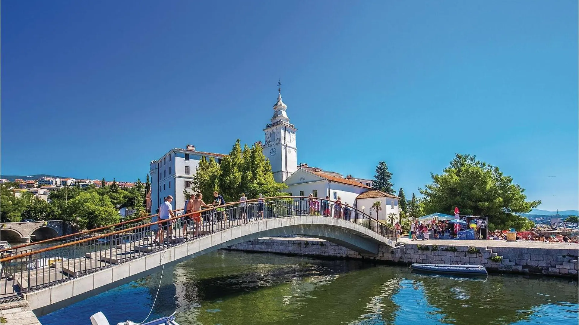 Gorgeous Home In Jadranovo With Wifi 0*,  Croatia